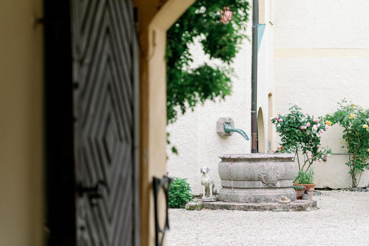 Schlossgut Tunzenberg Mengkofen Luaran gambar