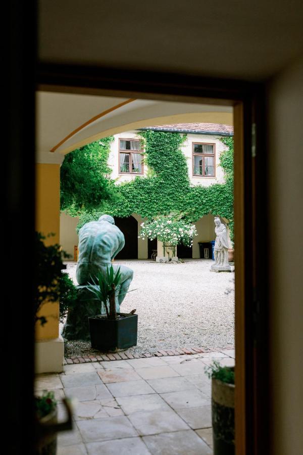 Schlossgut Tunzenberg Mengkofen Luaran gambar